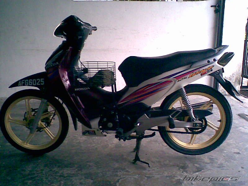 Photo 1924353