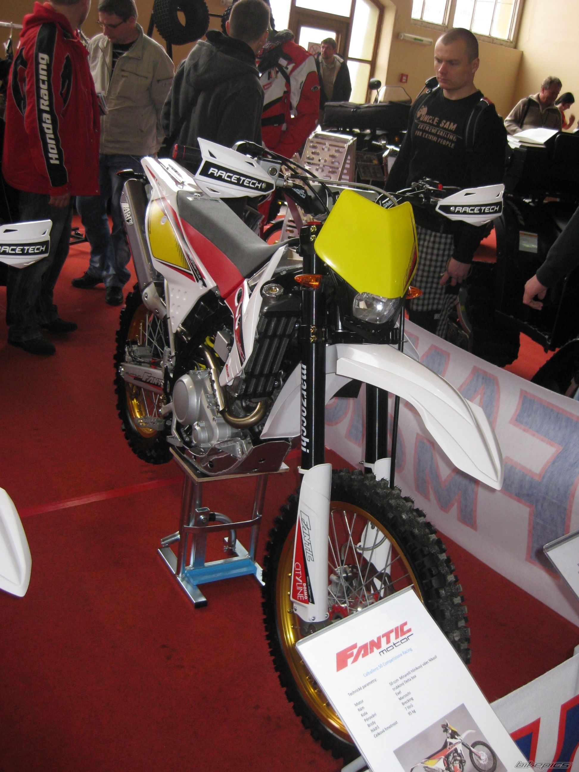 Bike Photo 1925452