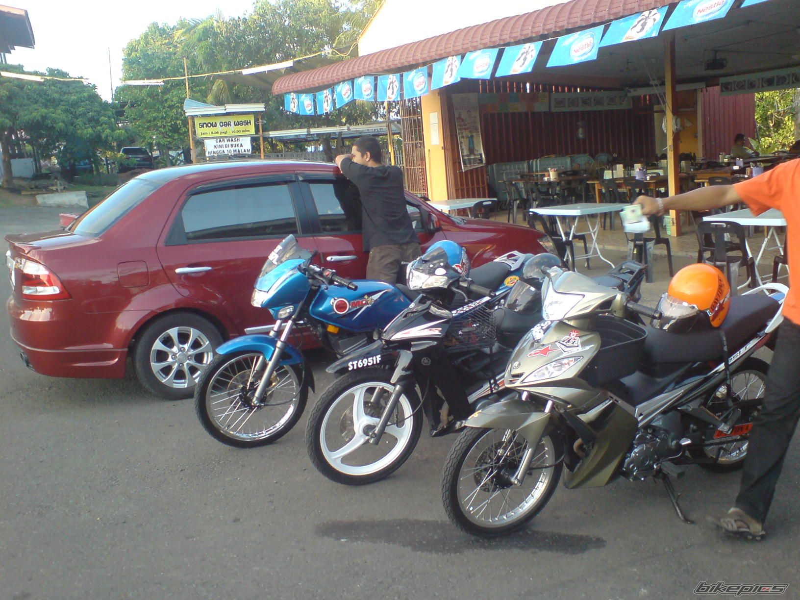 Photo 1927235