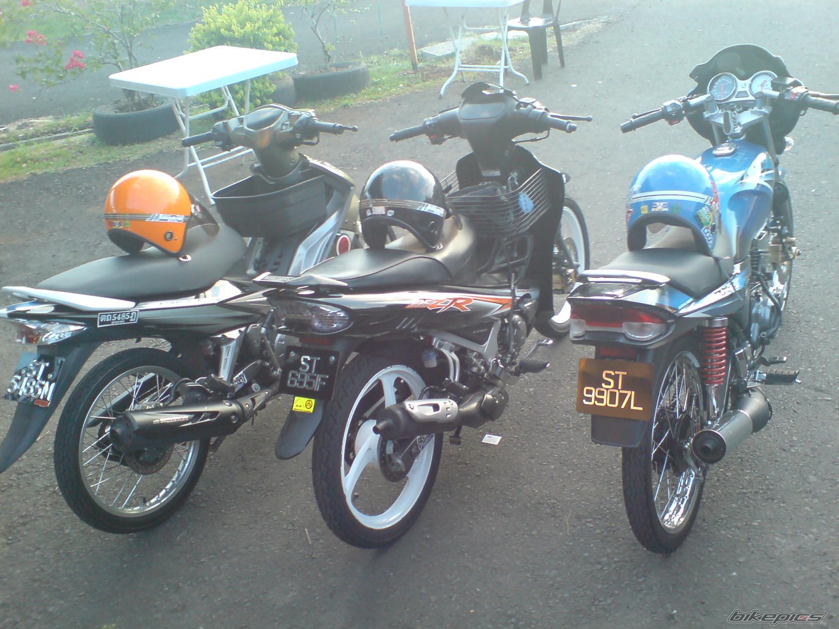 Photo 1927243