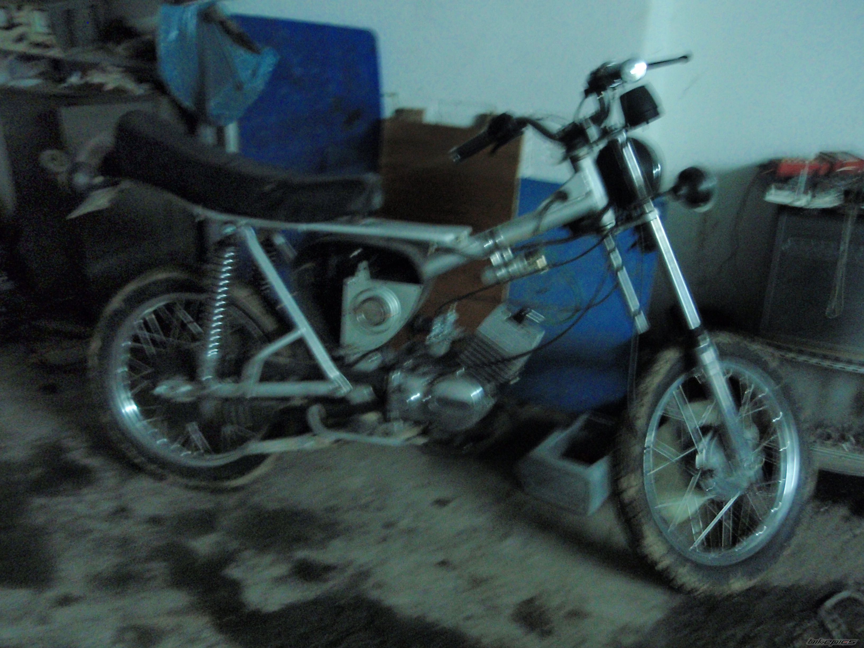 Photo 1928048