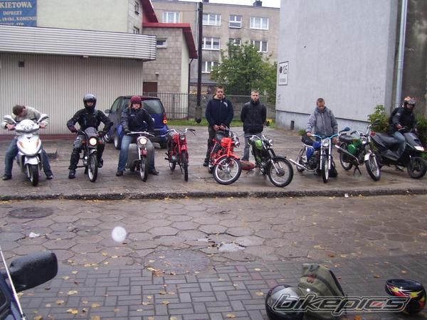 Photo 1928063