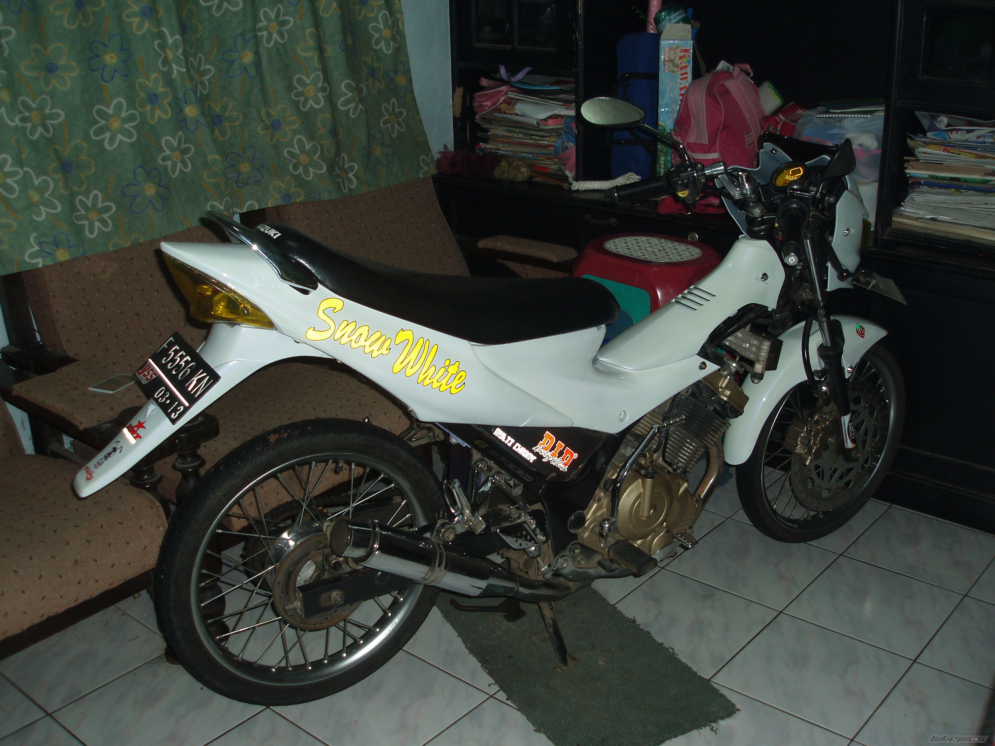 Photo 1928963