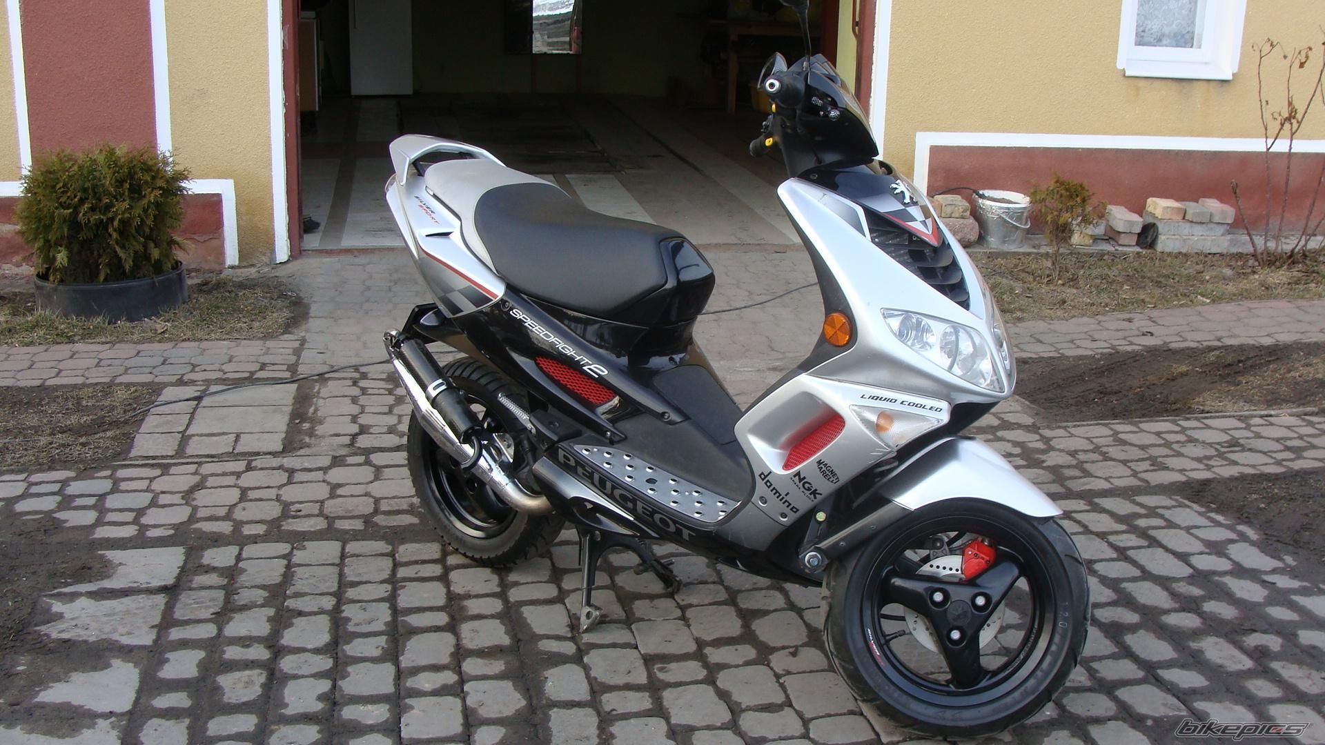 Bike Photo 1929075