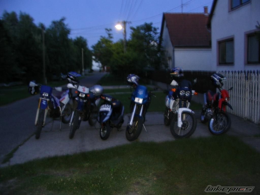 Photo 1929480