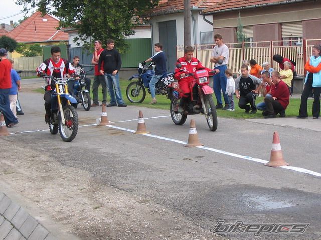 Photo 1929485
