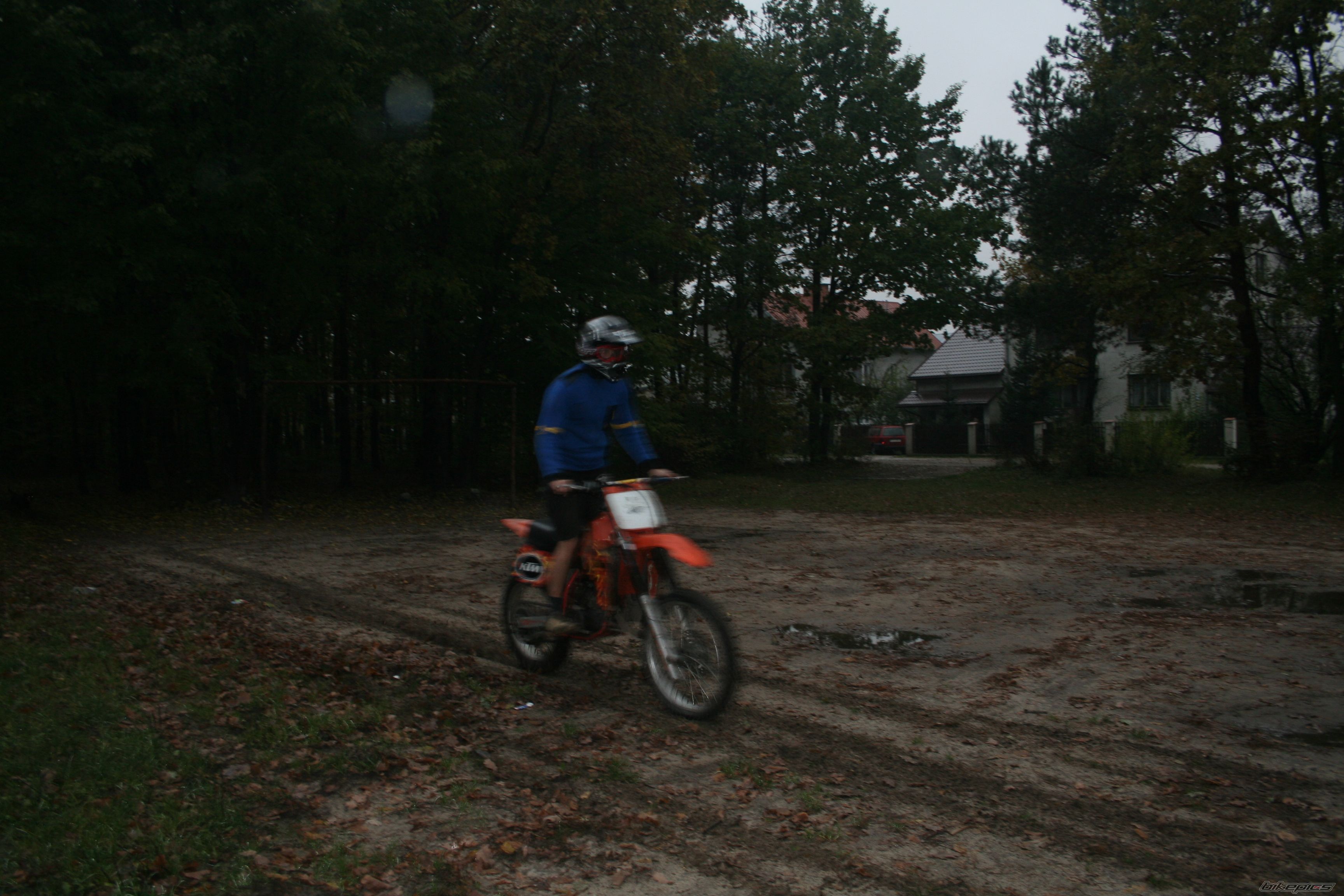 Photo 1930156