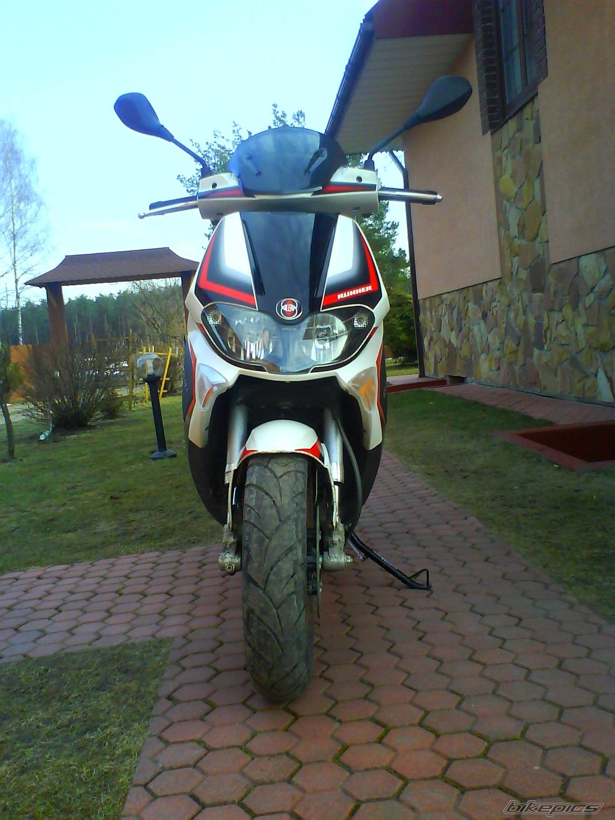 Photo 1930948