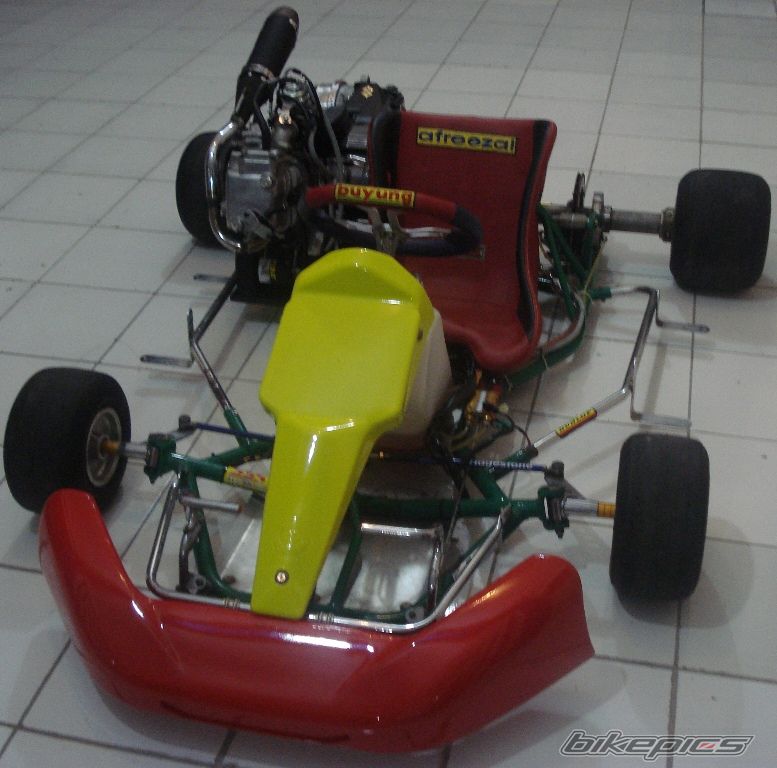 Photo 1930951