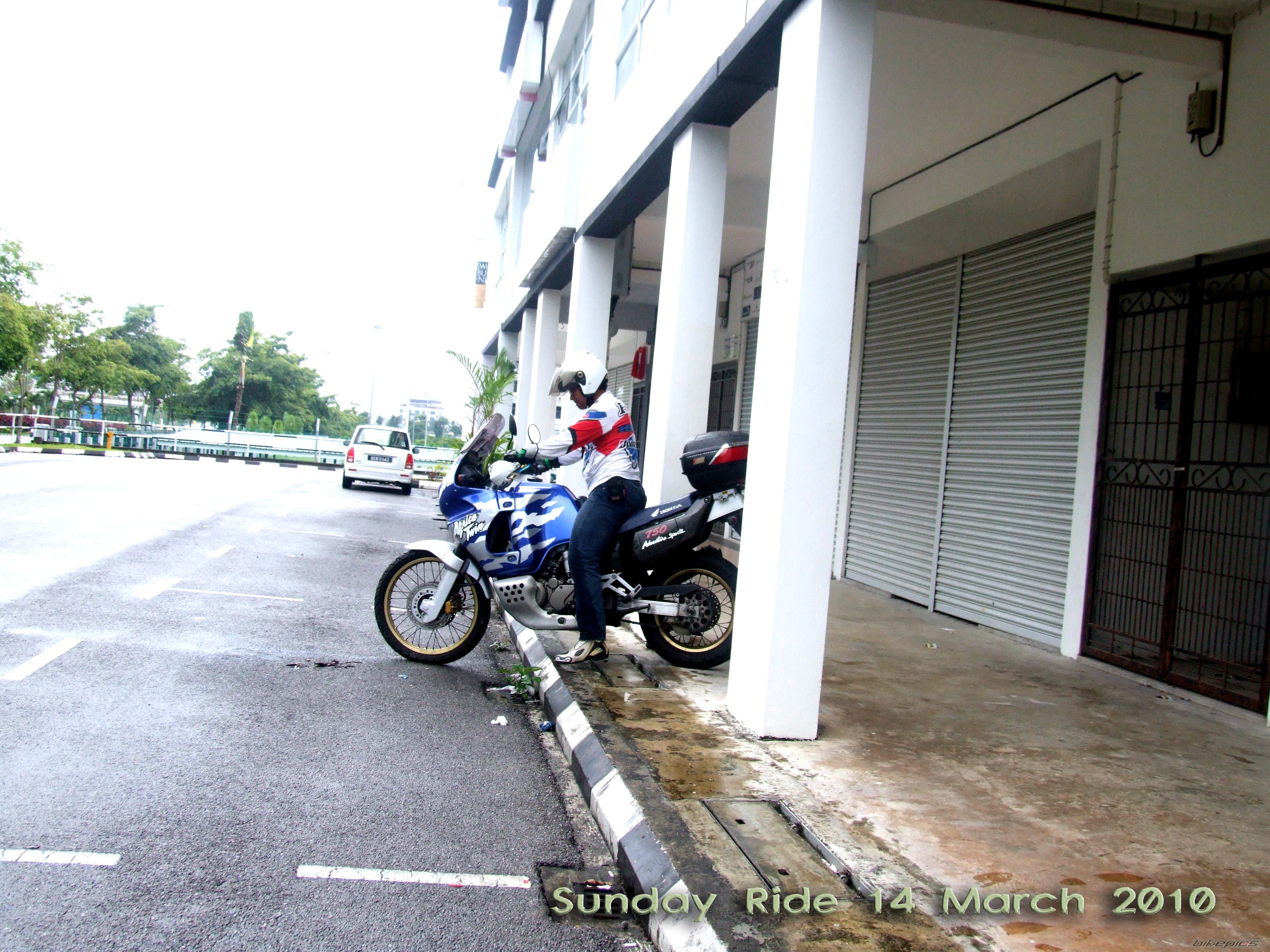 Photo 1931086