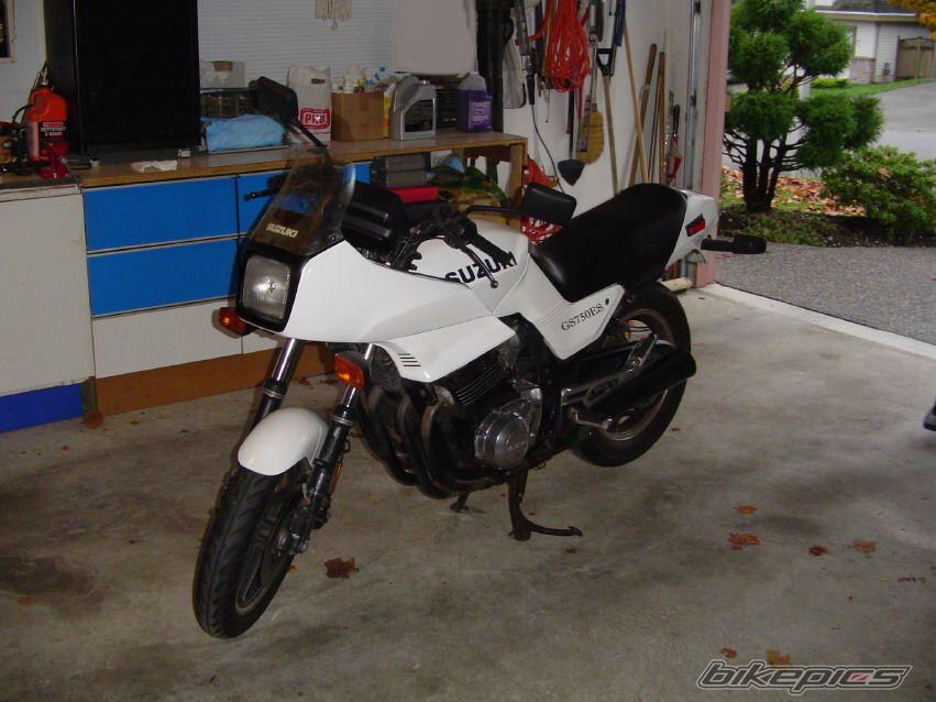 Photo 1931348