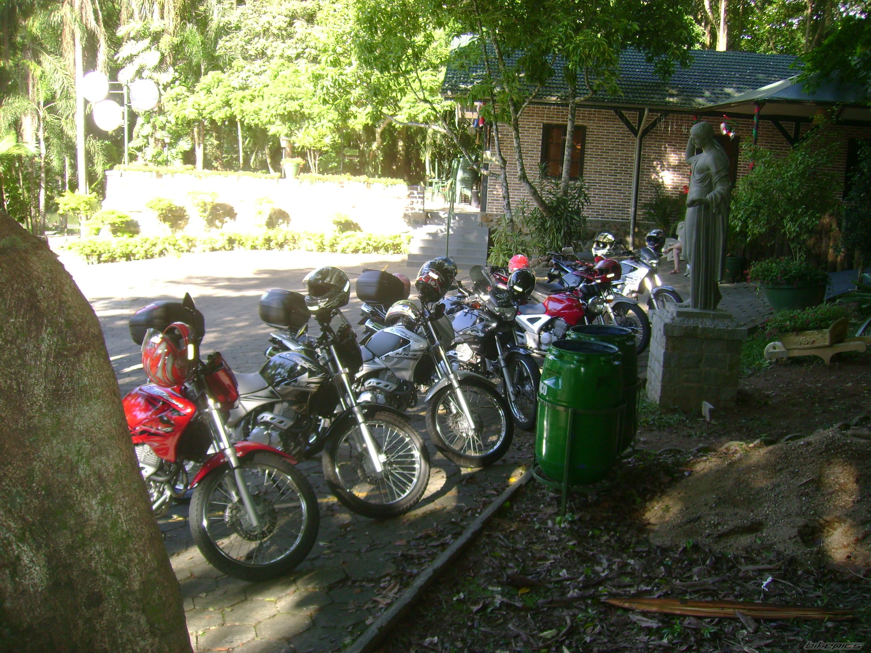 Photo 1931360