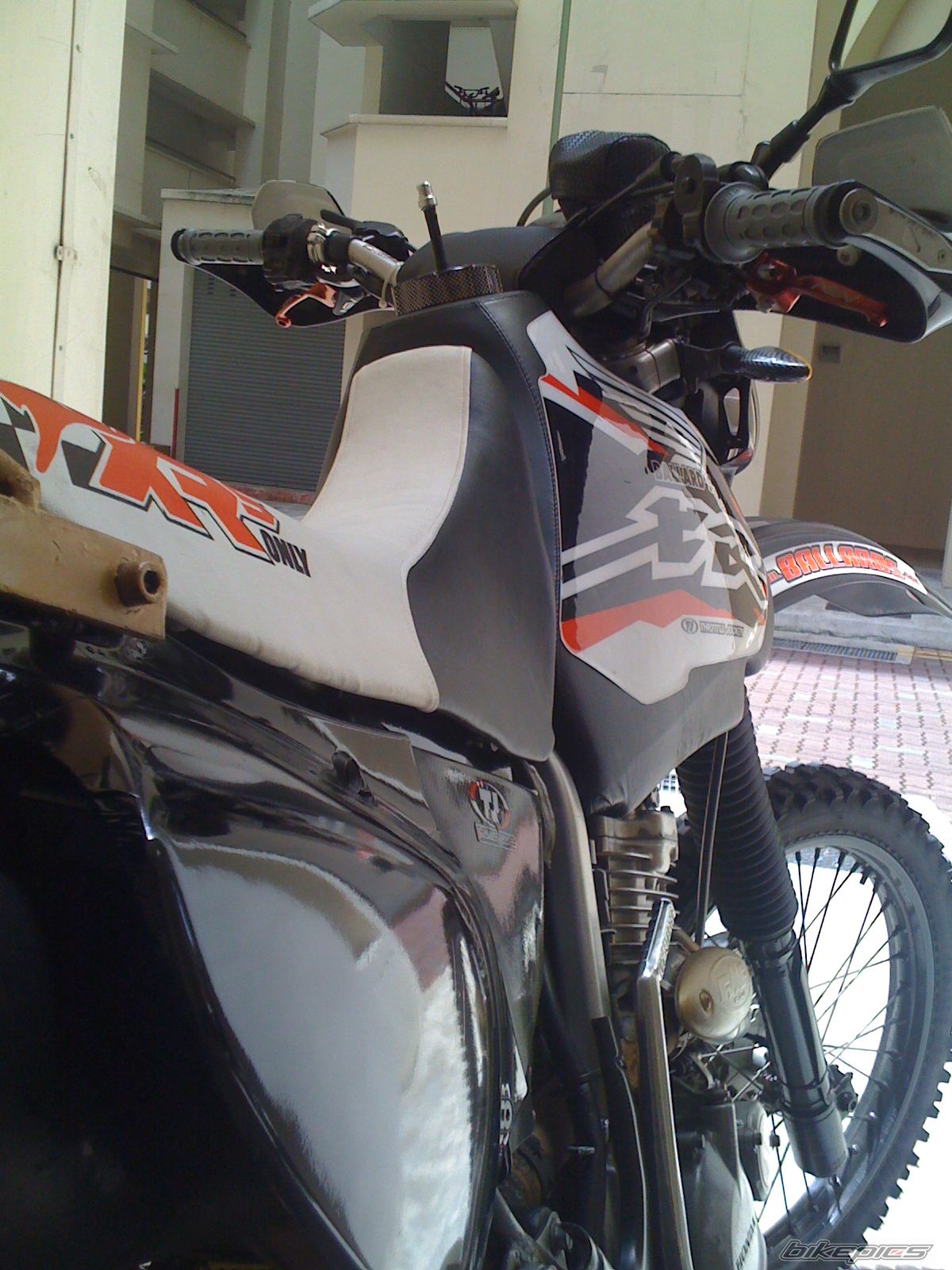 Photo 1931370