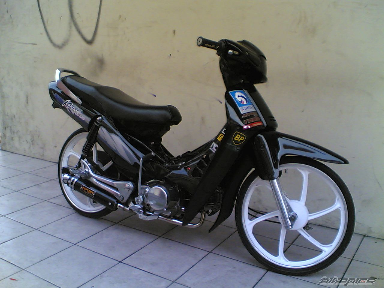 Photo 1931409