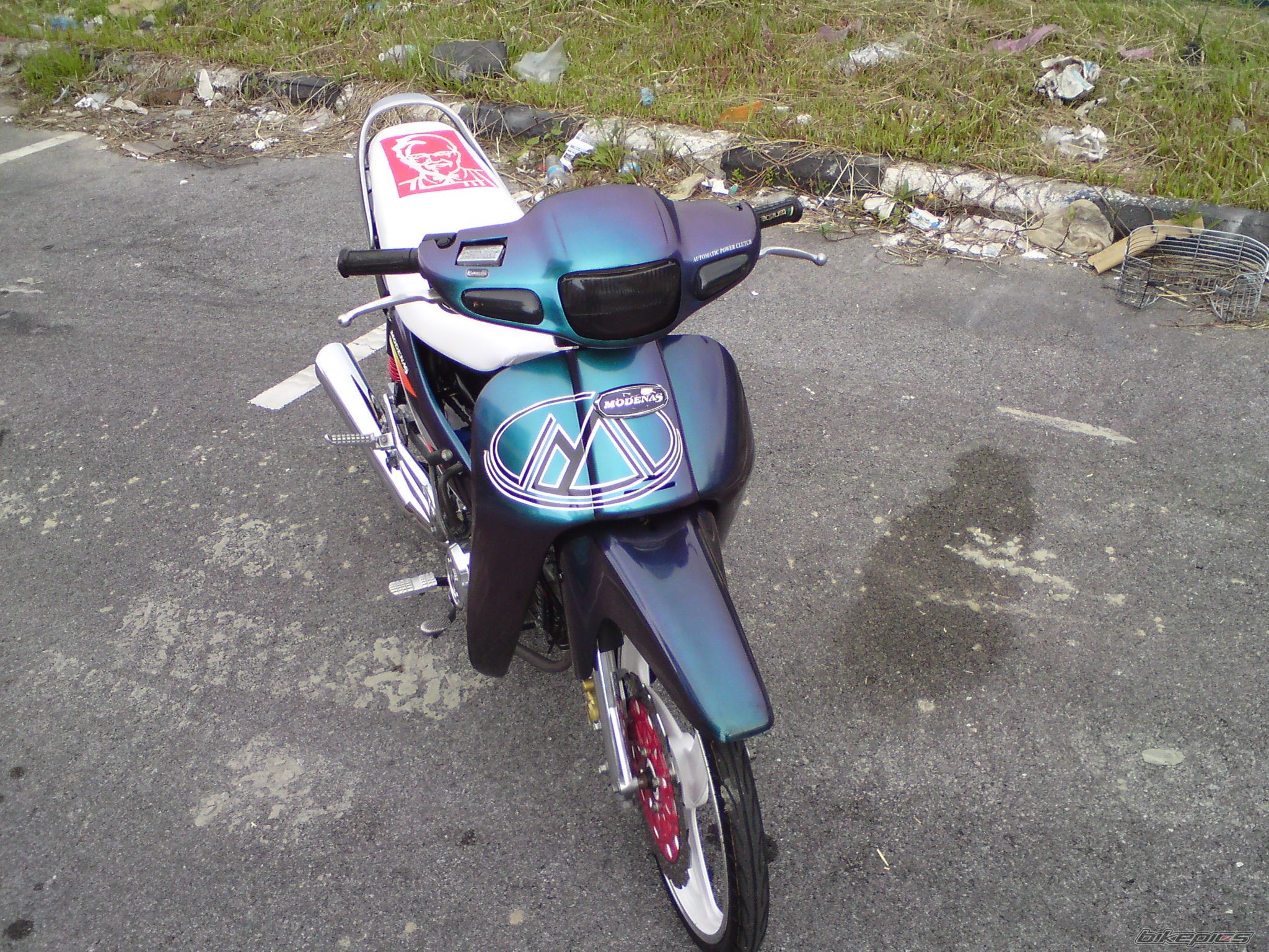 Photo 1931419