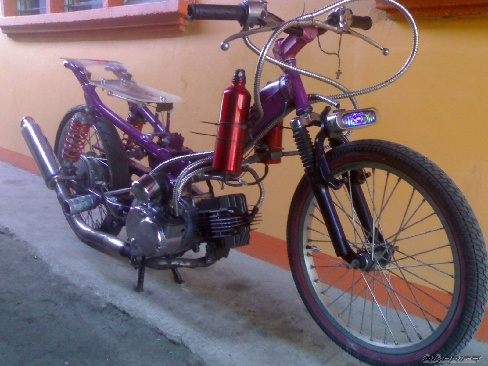 Photo 1931606