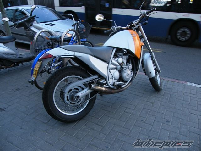 Photo 1931686