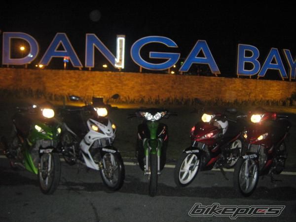 Photo 1931715
