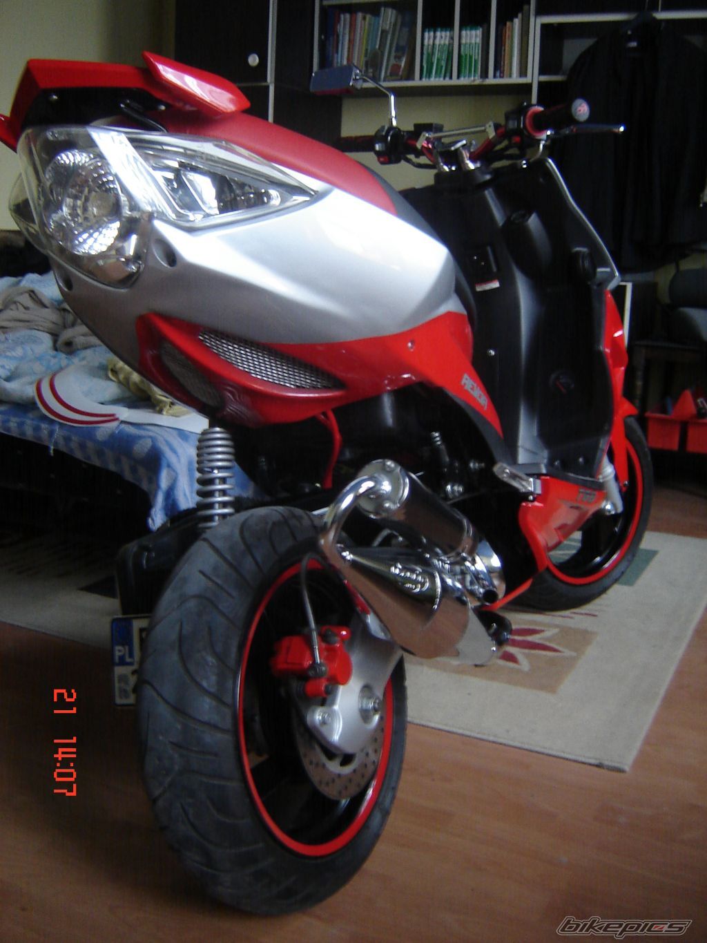 Photo 1932046