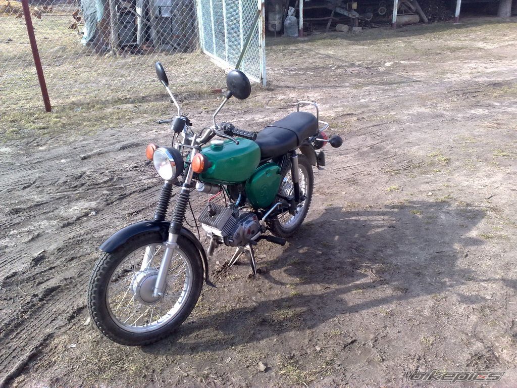 Photo 1932057