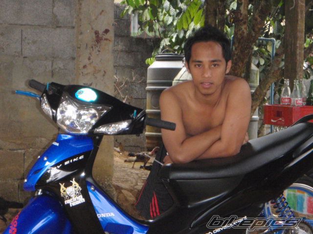 Photo 1932160
