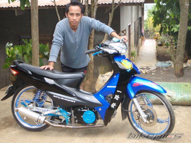 Photo 1932163
