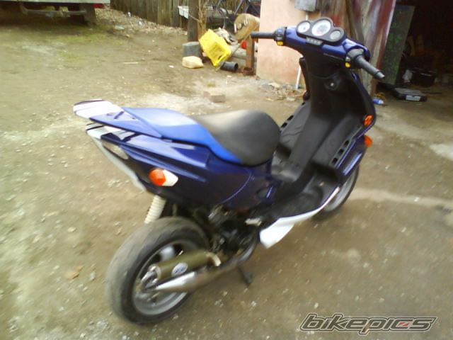 Photo 1932240