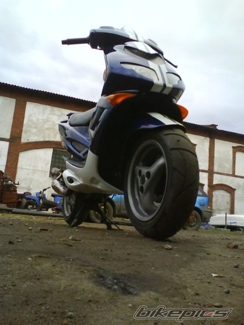 Photo 1932242