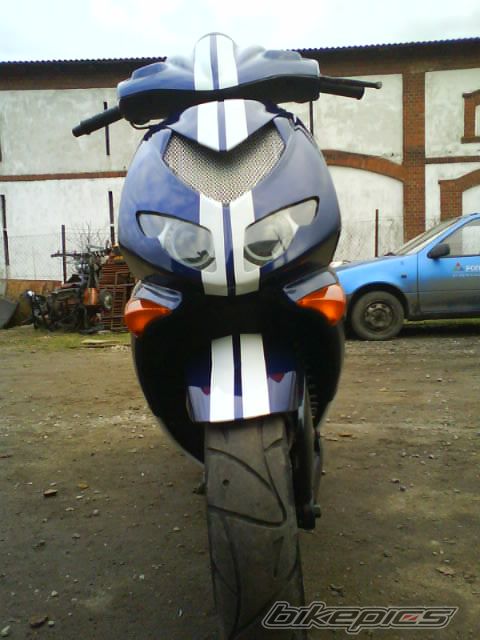 Photo 1932251