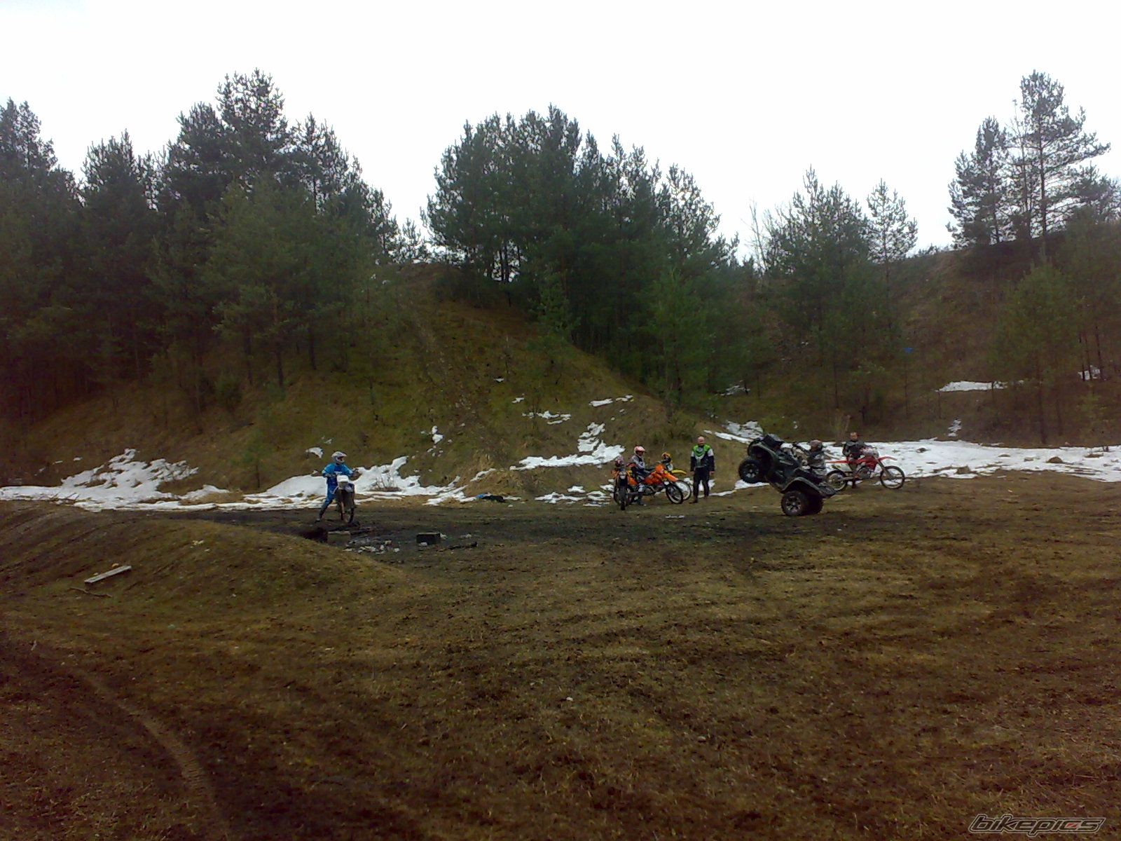 Photo 1932304