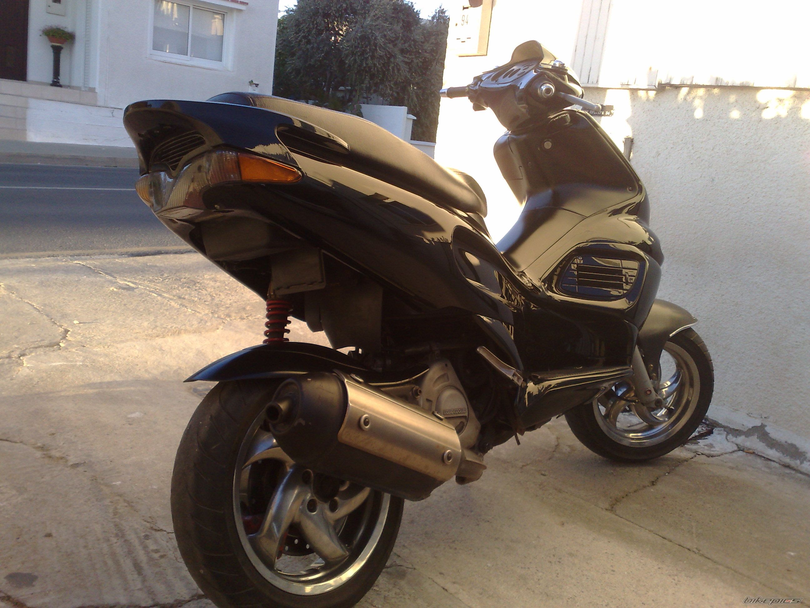 Photo 1932379