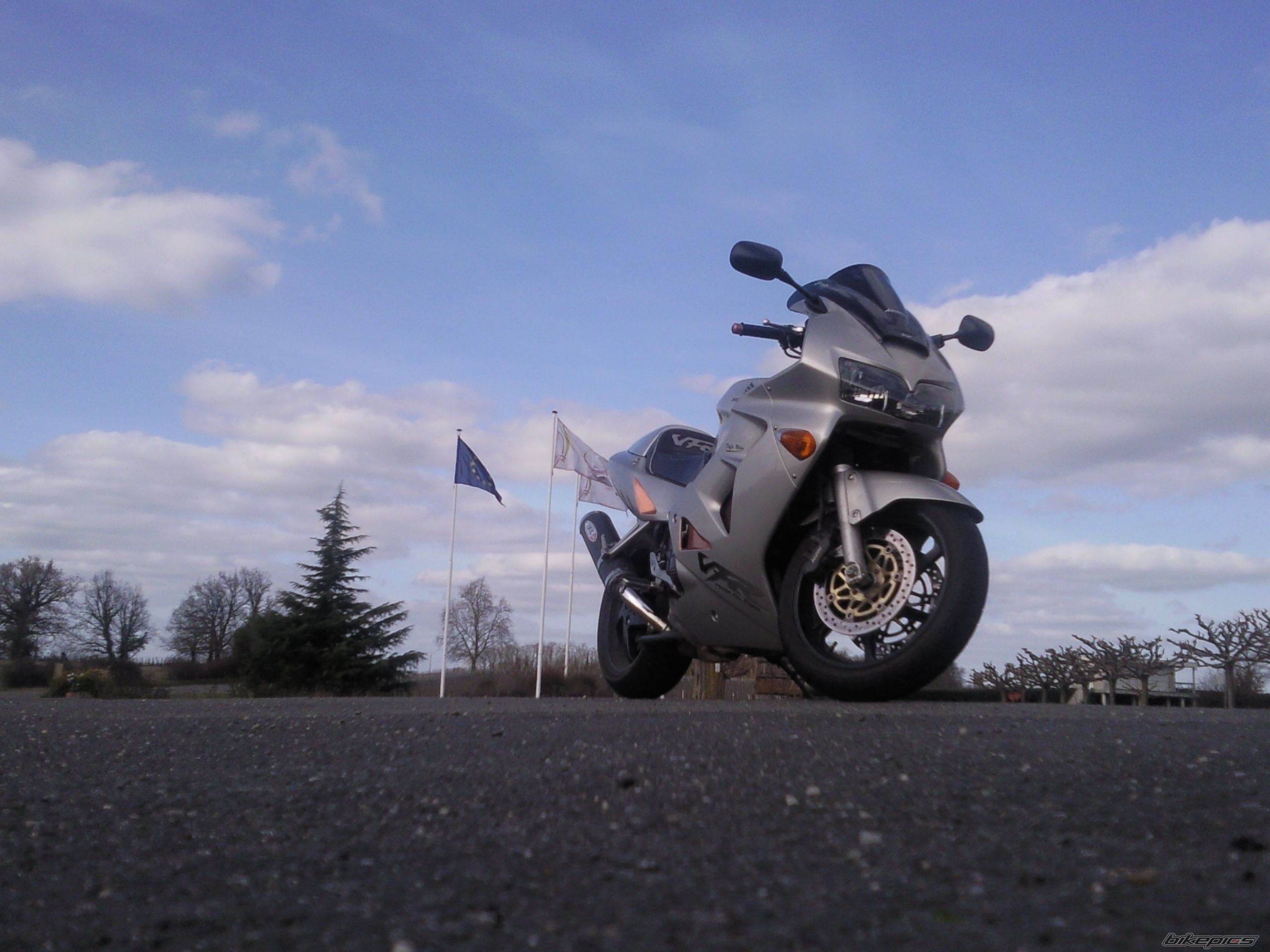 Photo 1932396
