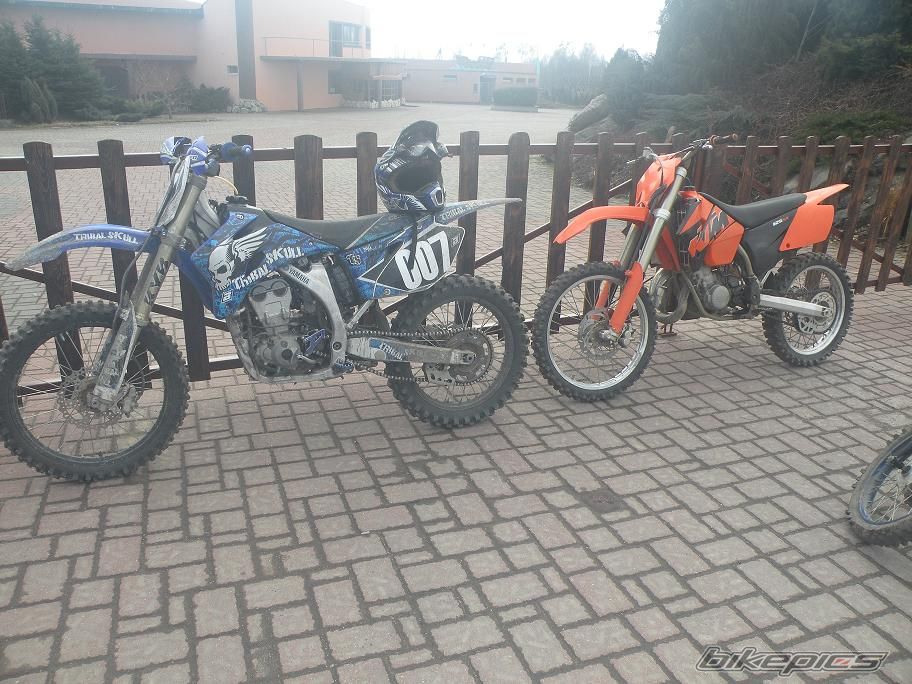 Photo 1932405