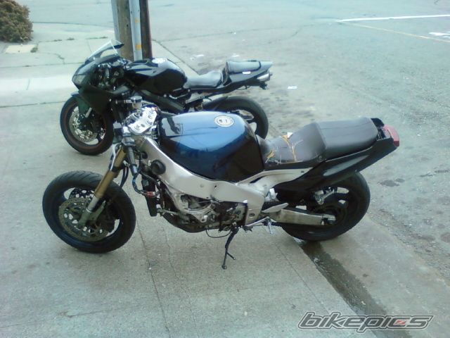 Photo 1932572