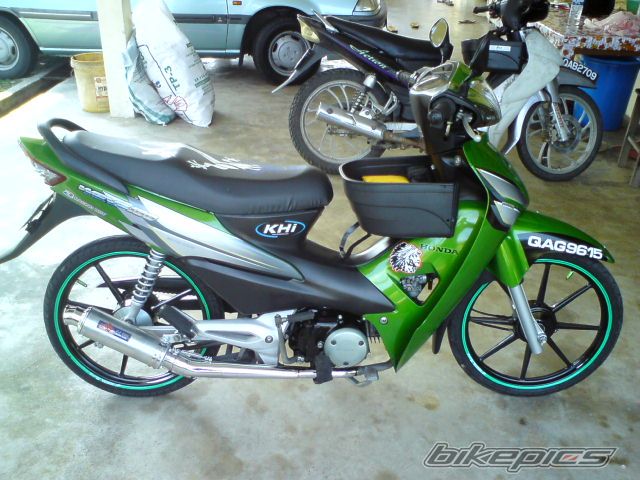 Photo 1932592