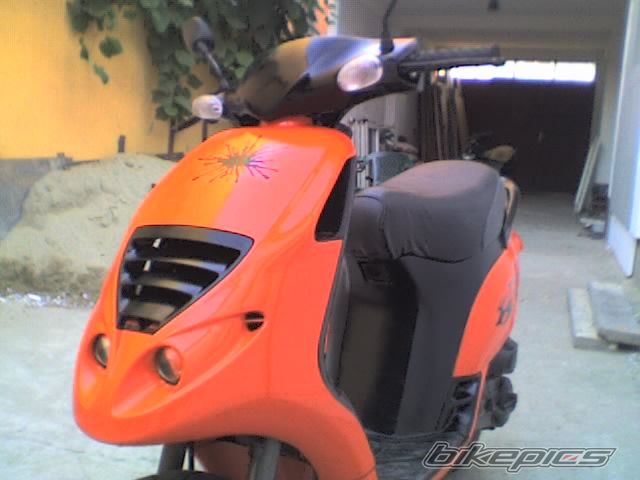 Photo 1932717