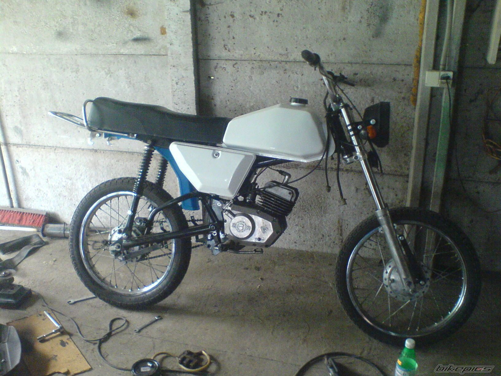 Photo 1932913