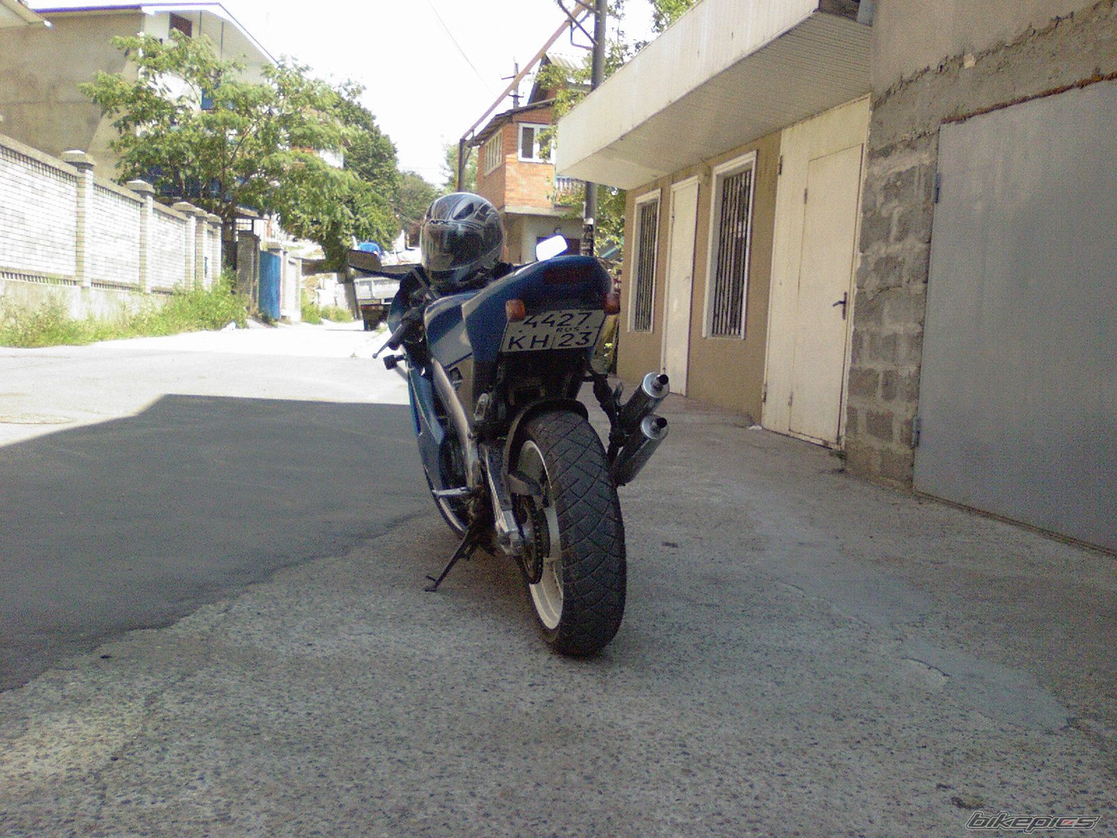 Photo 1933546