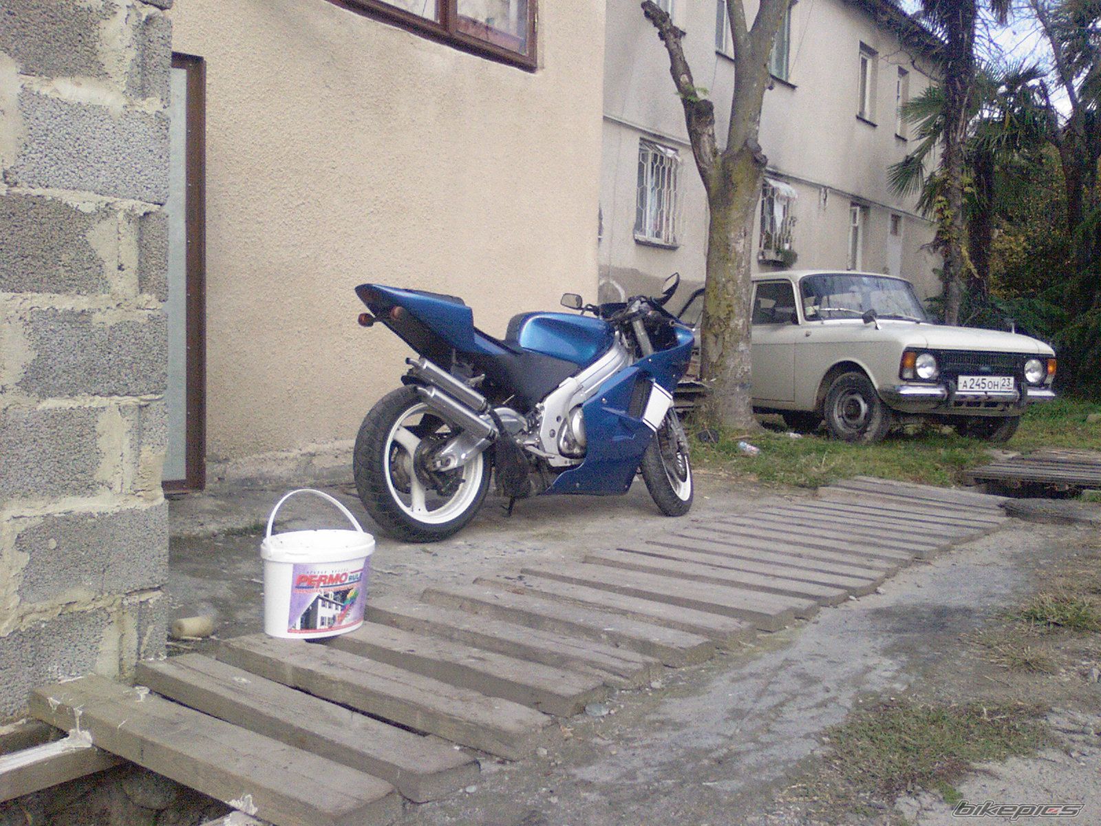 Photo 1933547