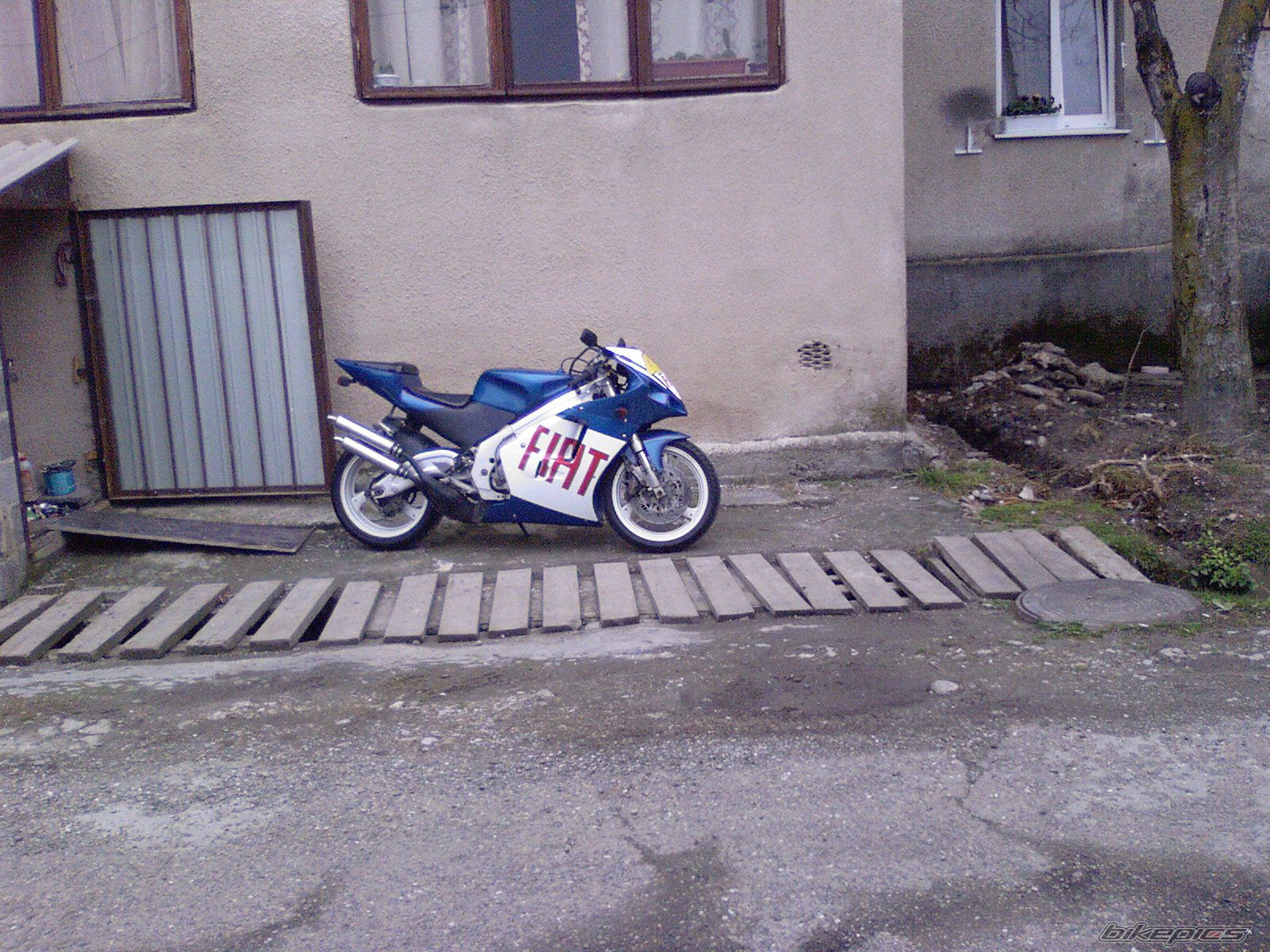 Photo 1933550