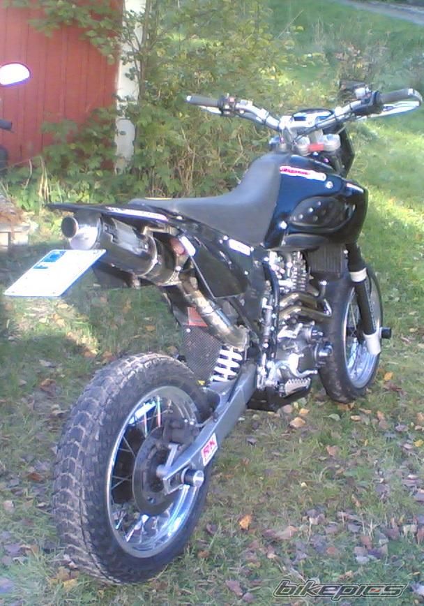 Photo 1934131