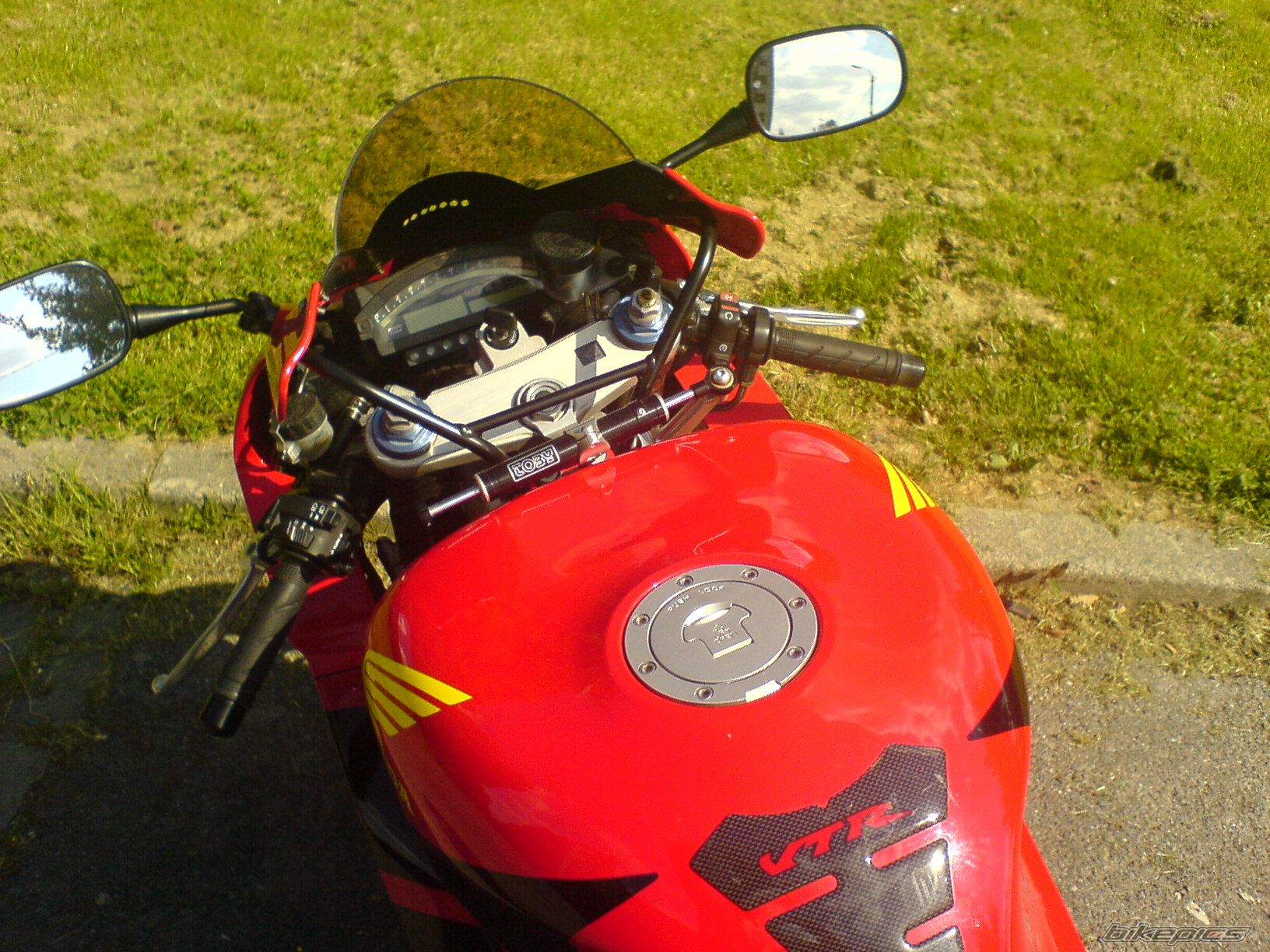 Photo 1934404