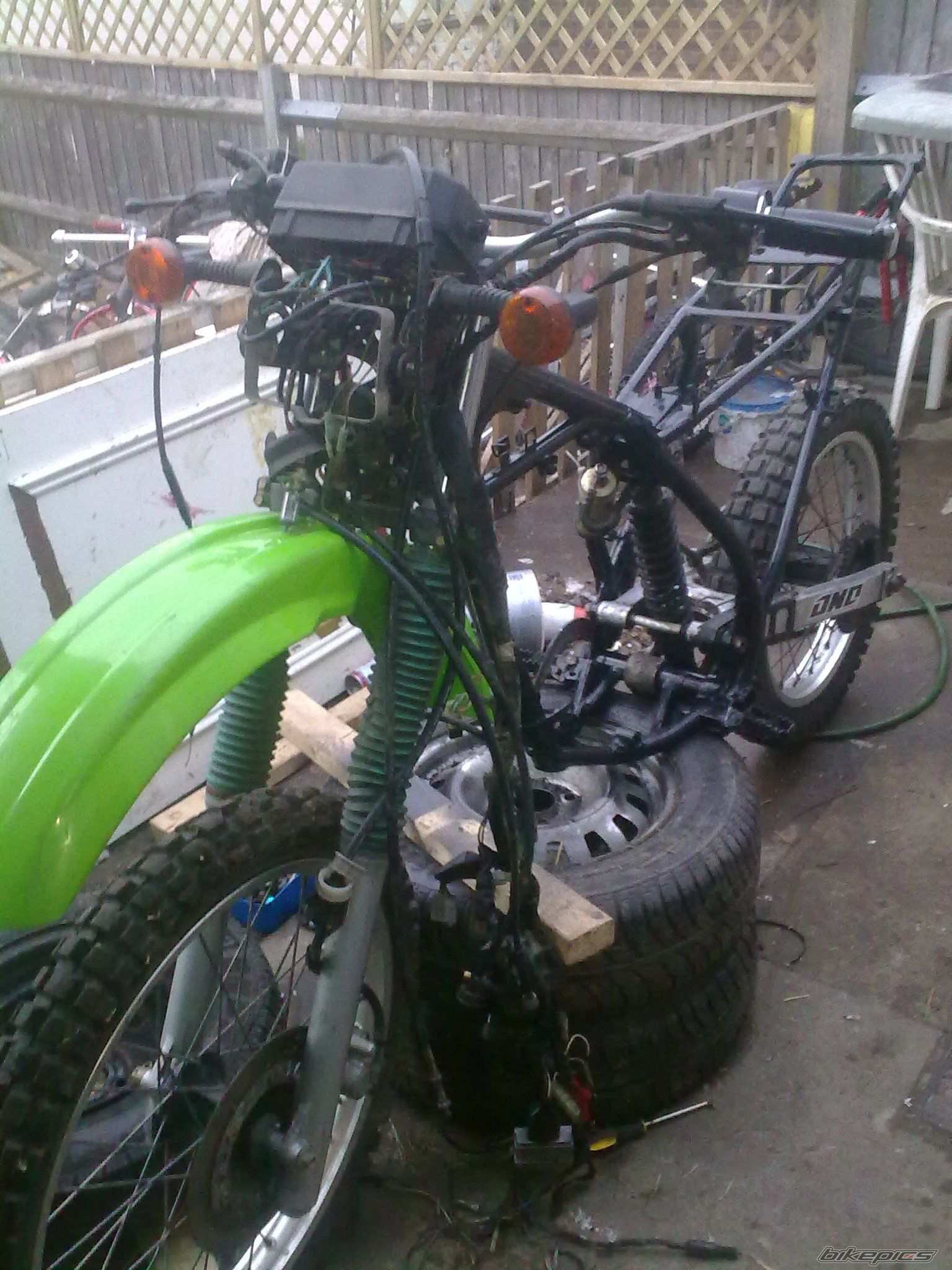 Photo 1935064
