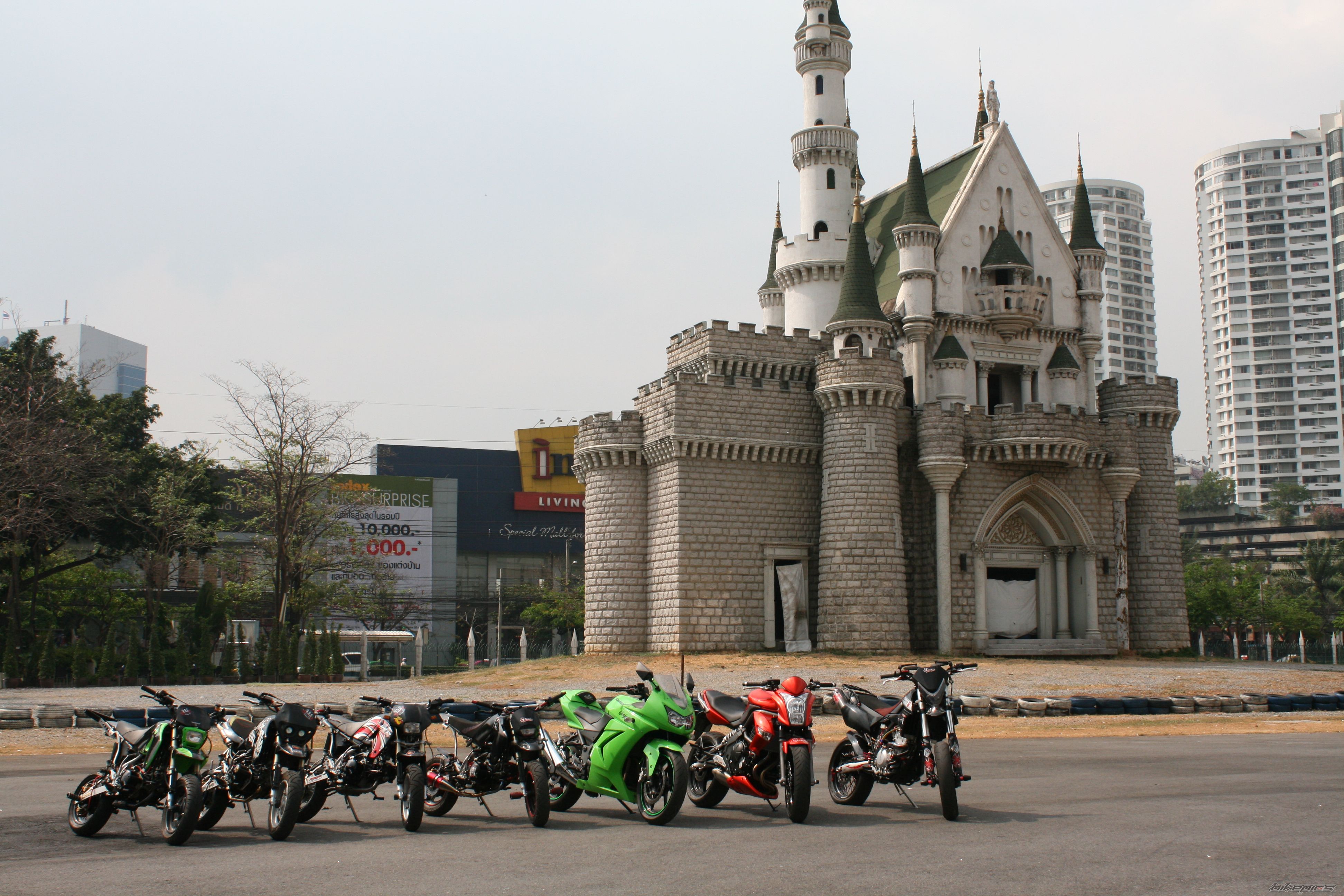 Bike Photo 1935643