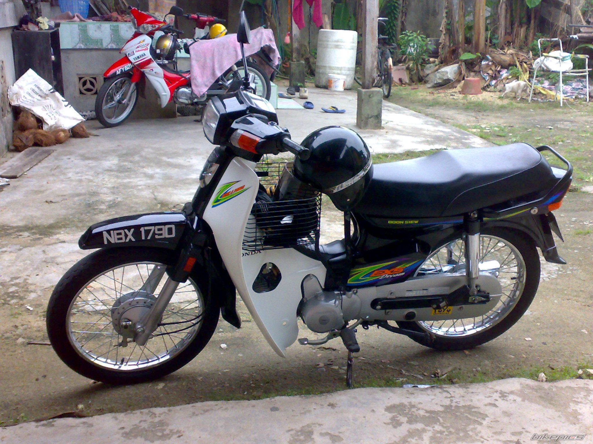 Bike Photo 1935971