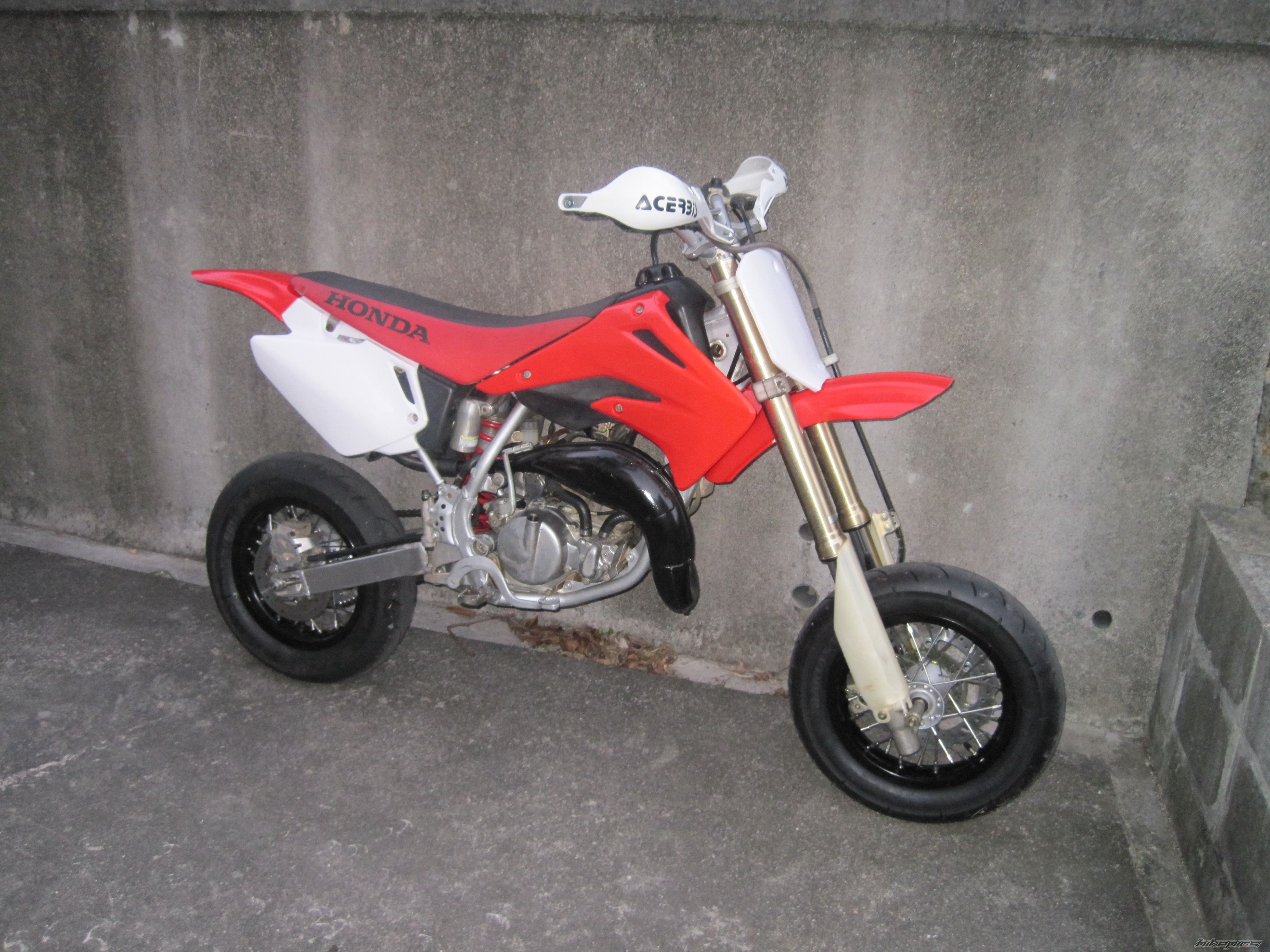Photo 1936041