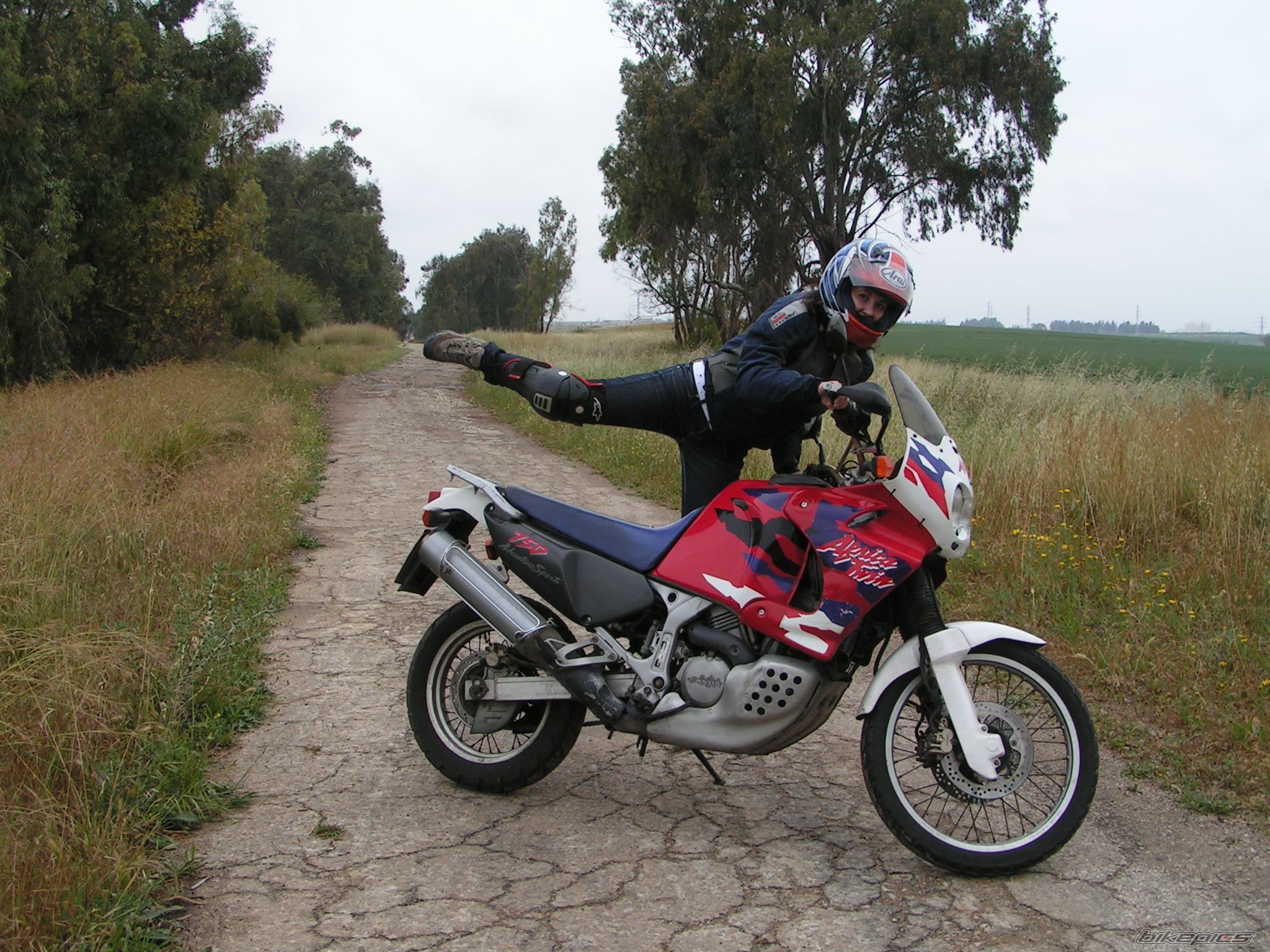 Bike Photo 1936114