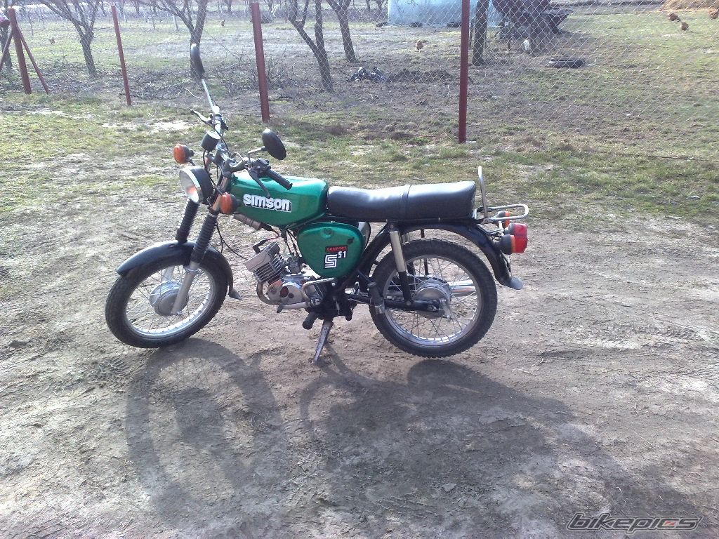 Photo 1936206