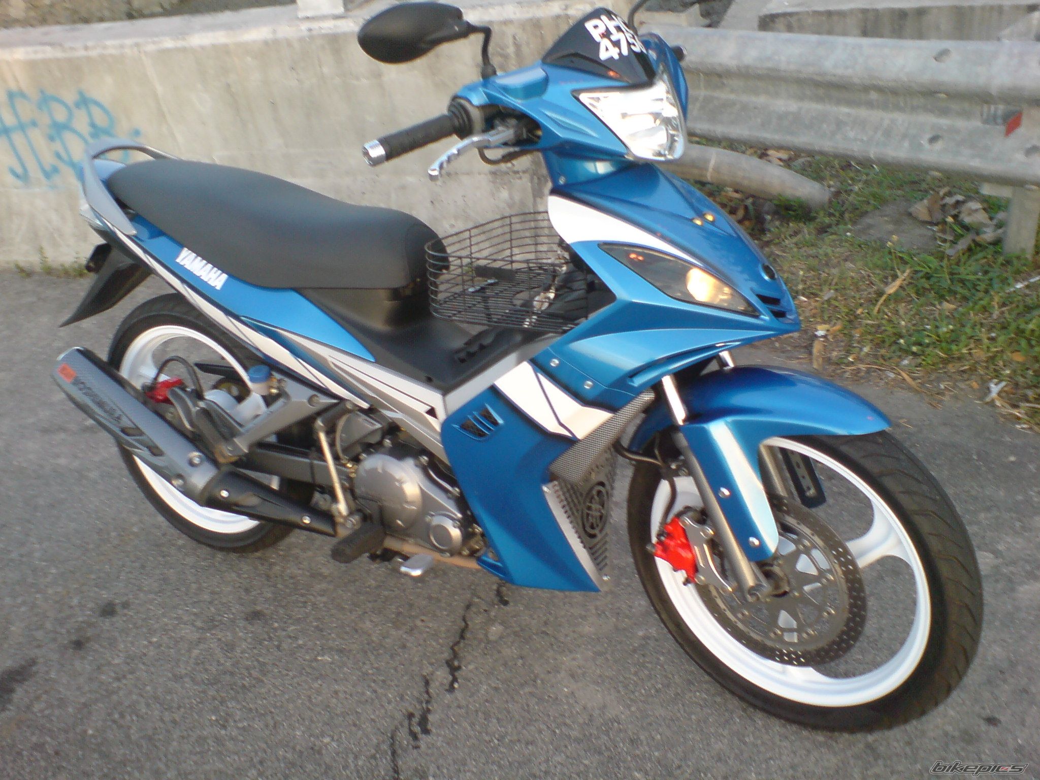 Photo 1936431