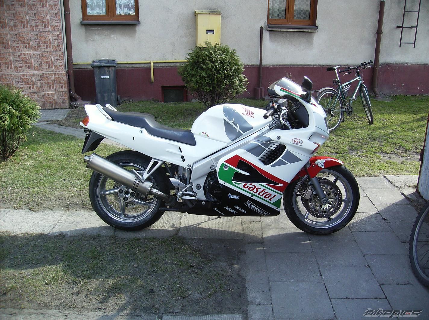 Photo 1936503